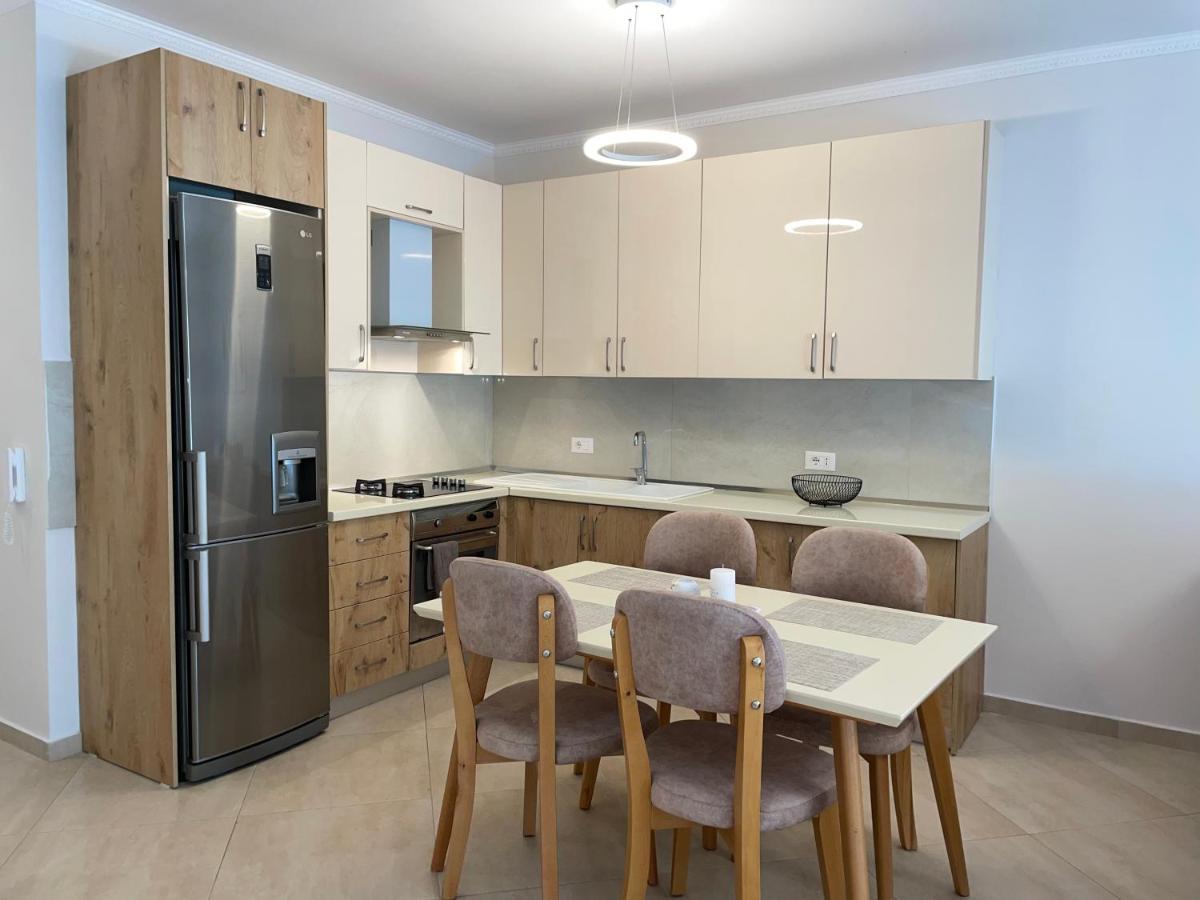 Peak Apartment Modern Durres City Centre #2 Экстерьер фото