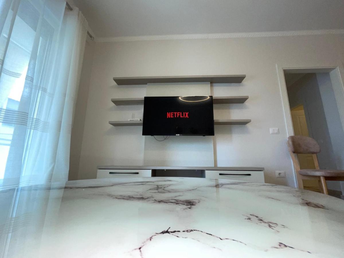 Peak Apartment Modern Durres City Centre #2 Экстерьер фото