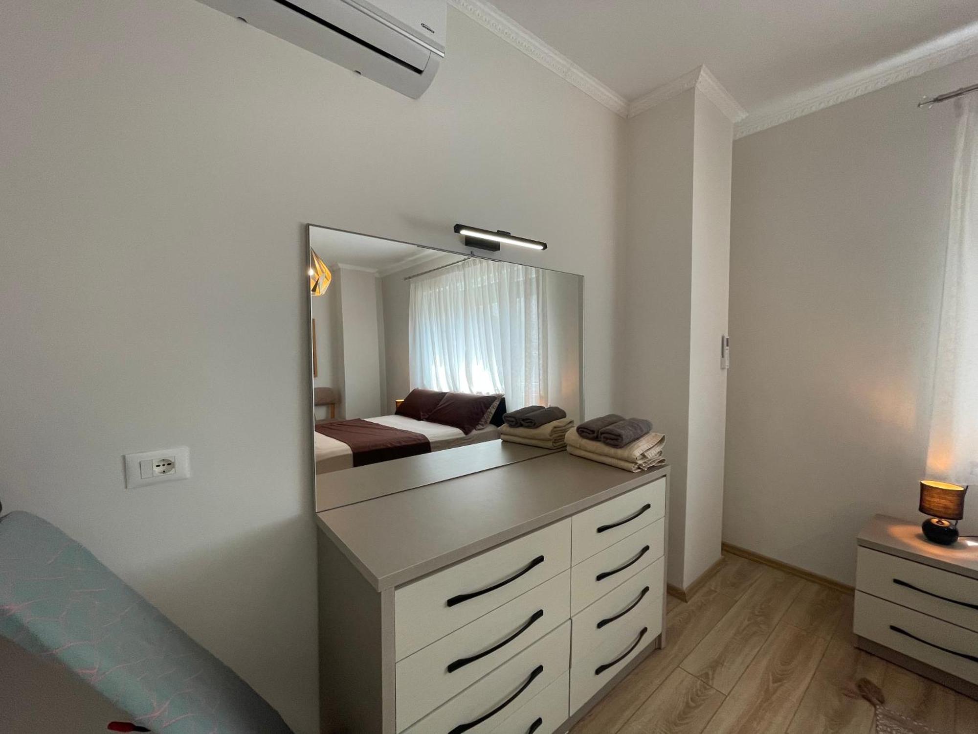 Peak Apartment Modern Durres City Centre #2 Экстерьер фото