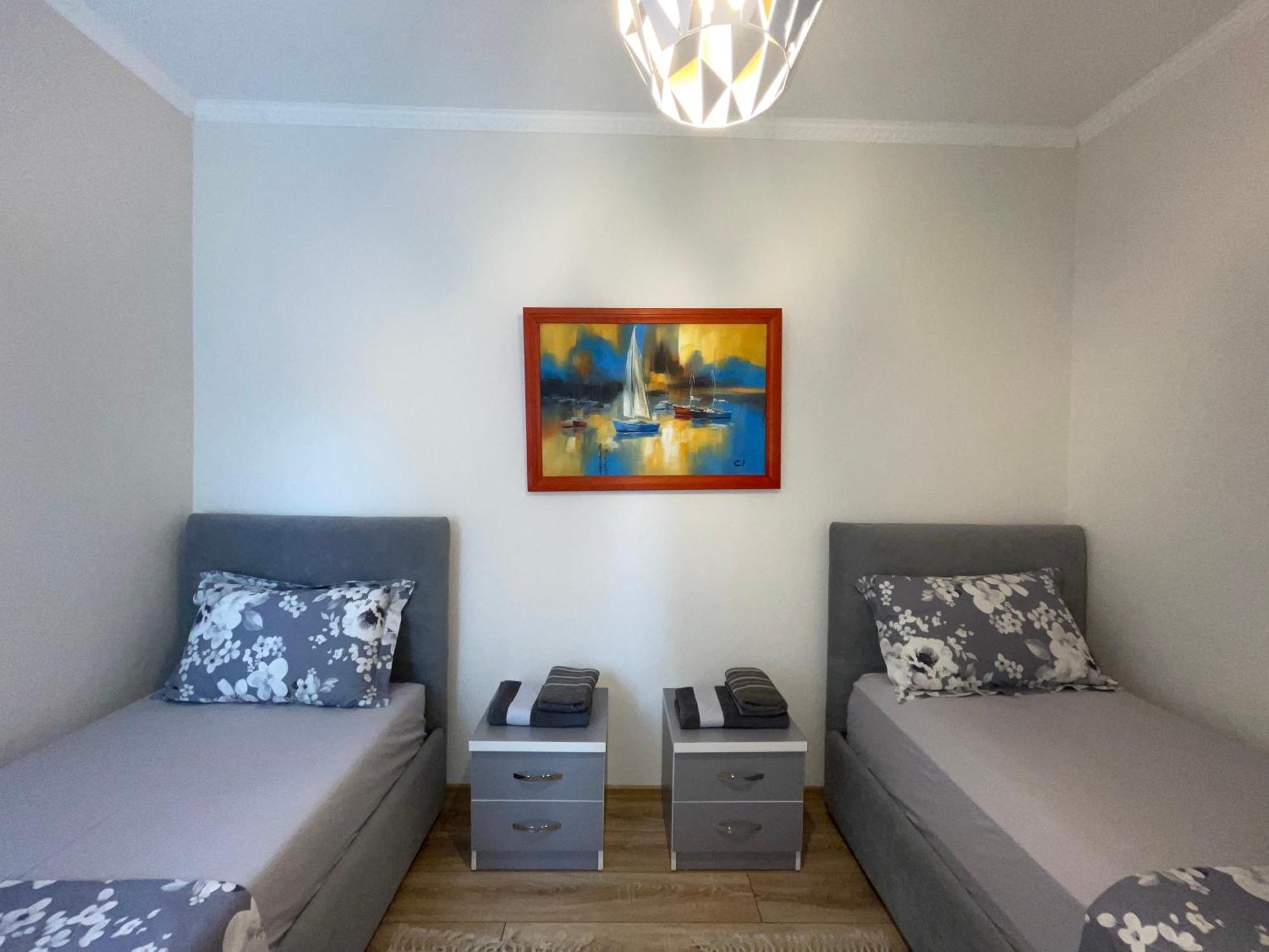 Peak Apartment Modern Durres City Centre #2 Экстерьер фото