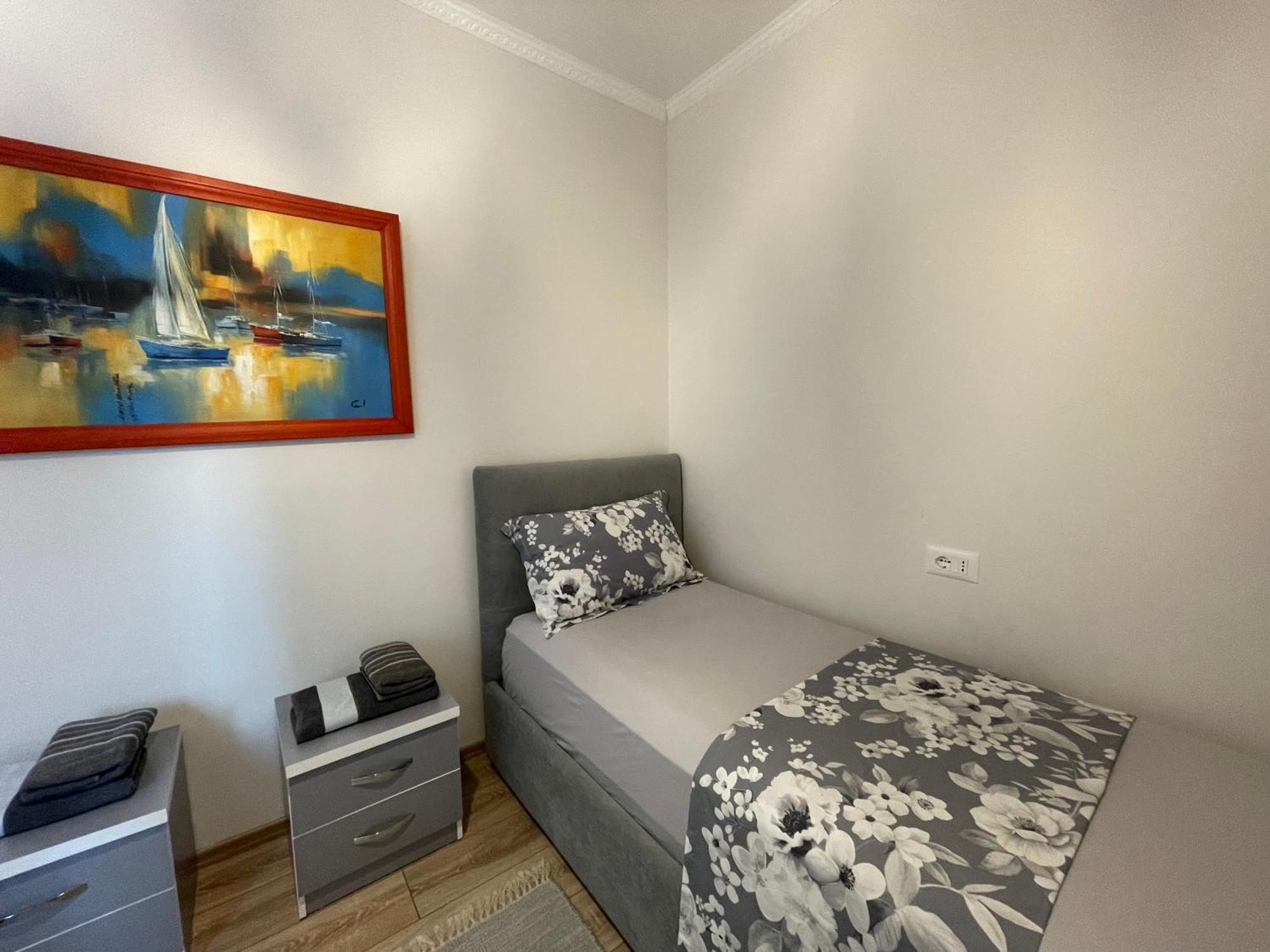 Peak Apartment Modern Durres City Centre #2 Экстерьер фото